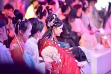 安岳汉服模特兼职(想做汉服模特去哪里找)