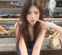 安岳伴游女生 | 周雪的资料