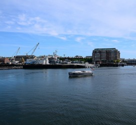 安岳美东旅游(美东旅游城市)