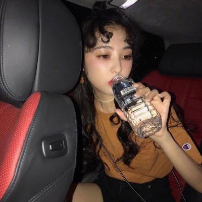 安岳伴游玩耍享受异国风情的美妙光阴