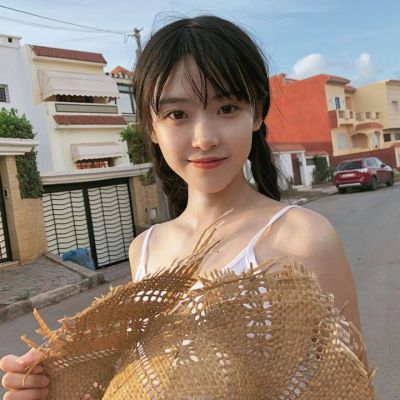 安岳伴游女生李梓萱的资料