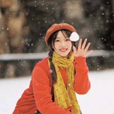 安岳伴游女生刘心怡的资料