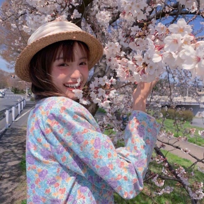 安岳伴游女生扶婷的资料