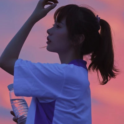 安岳伴游女生谢娜美的资料