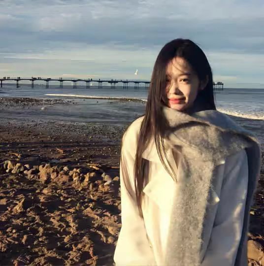 安岳伴游女生周晓婷的资料?