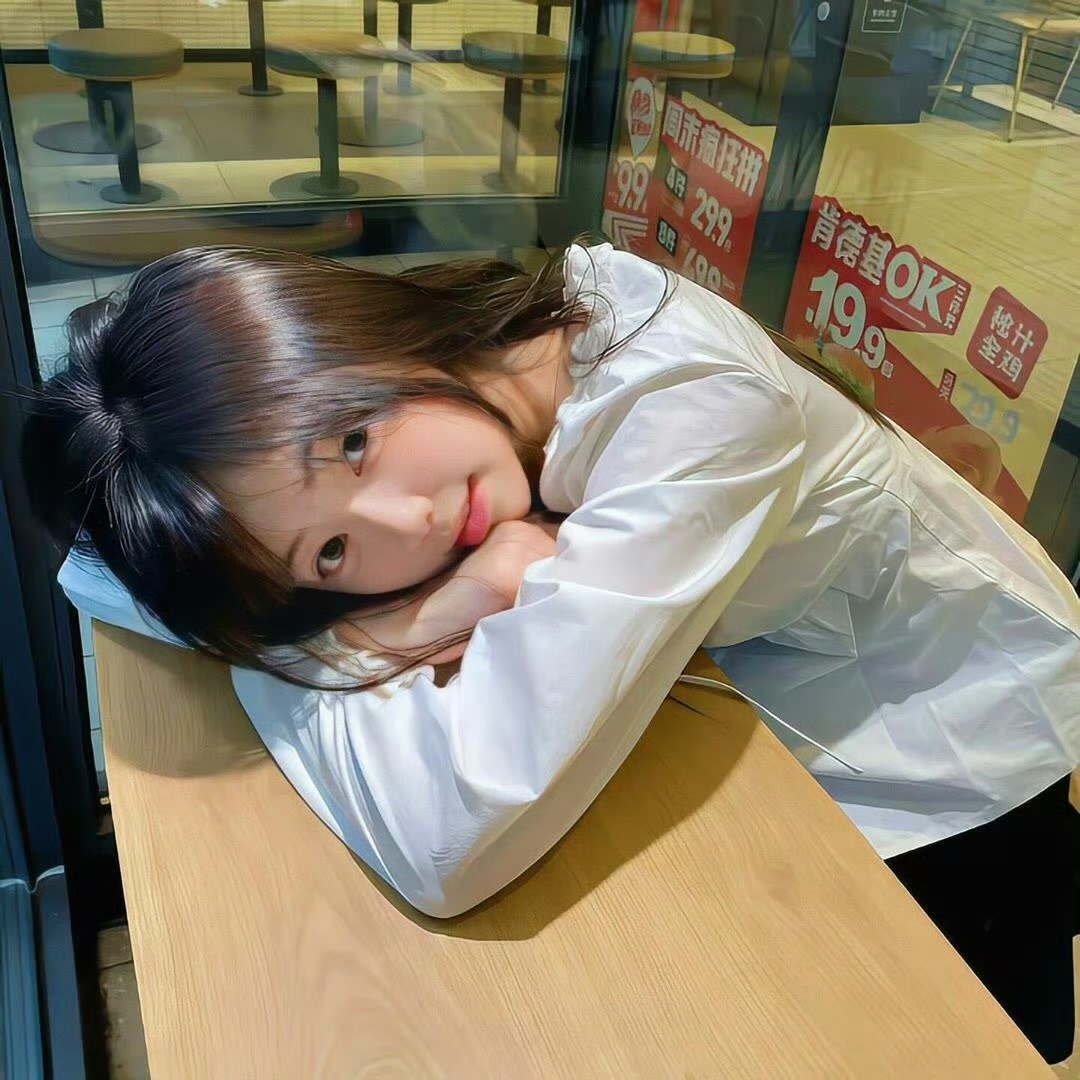 安岳伴游女生沈雨晴的资料